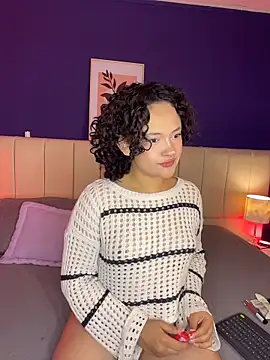 Snapshot of _sarahRose chatting on 20, 12, 2025 sarahRose online show from 20, 12, 2025