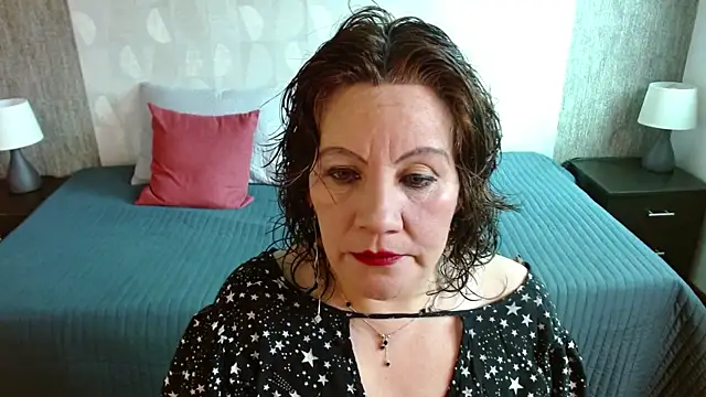 Snapshot of Rosalie_Durand chatting on 1, 6, 2026 Rosalie Durand online show from 1, 6, 2026