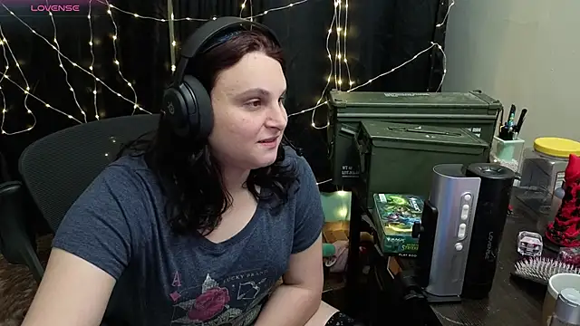 Salacious Sage online show from 17, 4, 2026