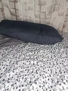 Qeenbrie online show from 18, 11, 2025