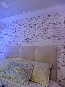 April Kay online show from 28, 11, 2025