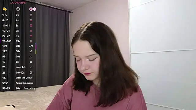 AlissaGerardo online show from 27, 3, 2026