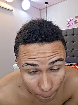 Liams18 online show from 17, 11, 2025