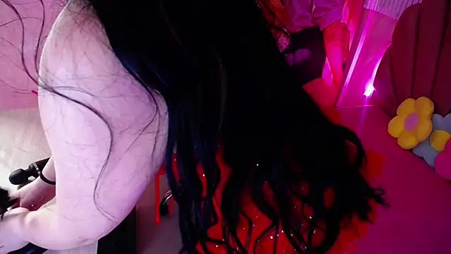 Snapshot of Agata_Laurent chatting on 20, 11, 2025 Agata Laurent online show from 20, 11, 2025