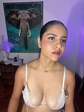 alisaa jhons1 online show from 15, 7, 2026