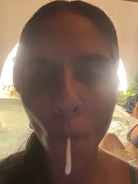 alisaa jhons1 online show from 16, 4, 2026