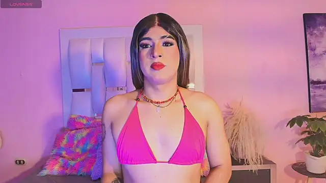 Snapshot of camii_raux chatting on 7, 1, 2026 camii raux online show from 7, 1, 2026