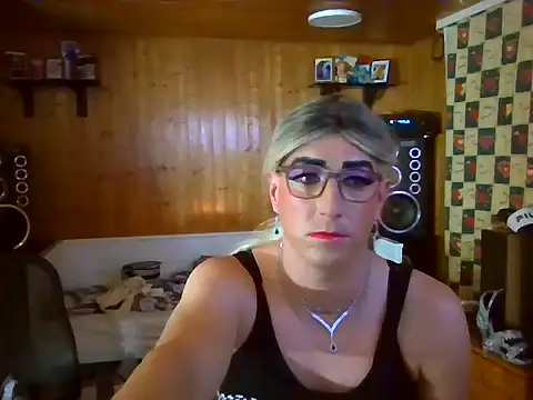 AgnesCross39 online show from 2, 12, 2025