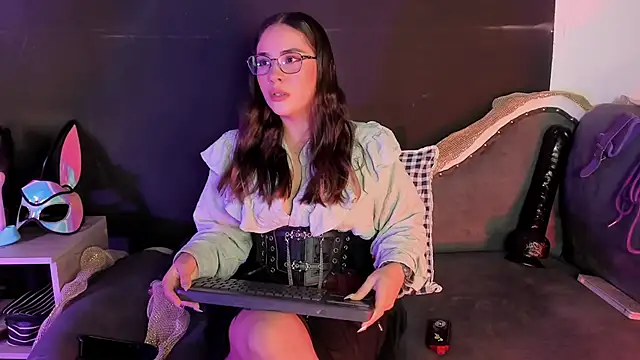 Obsidian mistress online show from 14, 11, 2025