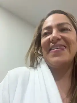 kamila Vixen online show from 5, 11, 2025