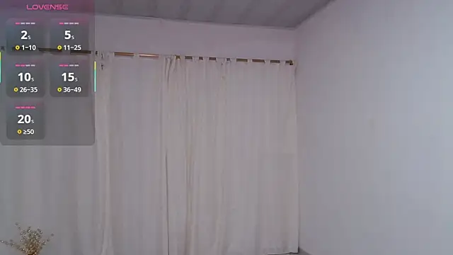 CoralReyes IH online show from 29, 11, 2025