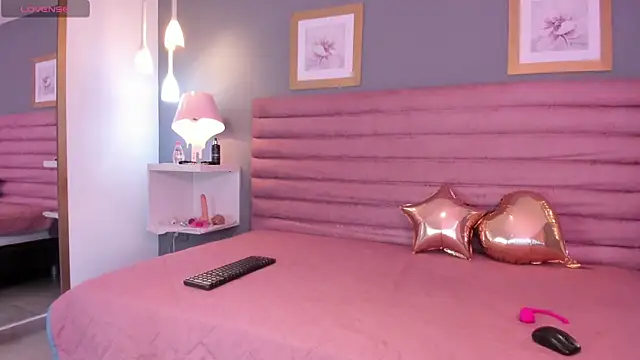 GabbyRain online show from 11, 11, 2025