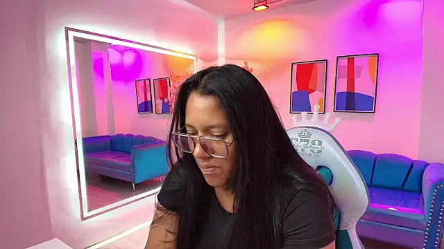 Alondra gomexxx online show from 11, 11, 2025