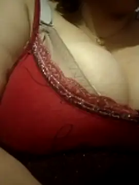 Viiictoriaa online show from 20, 11, 2025