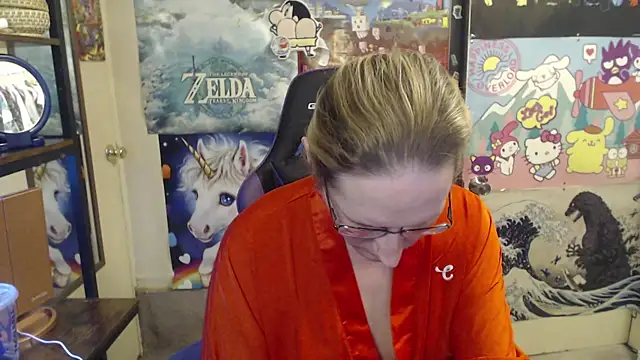 Savanah Banana  online show from 30, 4, 2026