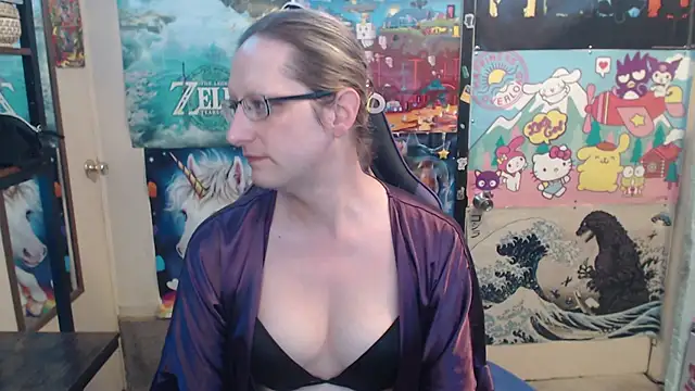 Savanah Banana  online show from 13, 5, 2026