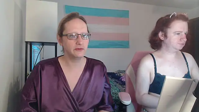 Savanah Banana  online show from 8, 4, 2026