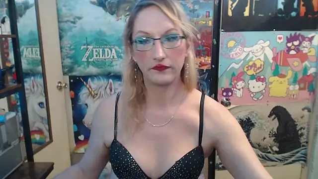 Savanah Banana  online show from 14, 12, 2025