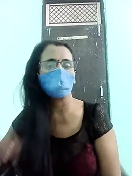 sanjana077 online show from 2, 12, 2025