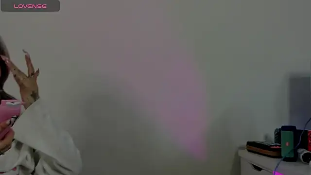 MidNightTouch-21 online show from 3, 2, 2026