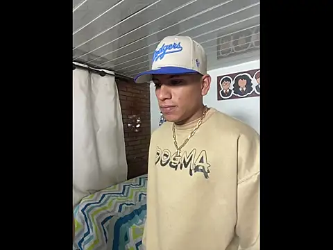 Mike and Rayan online show from 12, 11, 2025