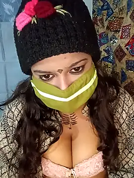 V HOT CUTE online show from 12, 11, 2025