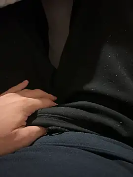 Snapshot of DX-tarotaron chatting on 19, 12, 2025 DX-tarotaron online show from 19, 12, 2025