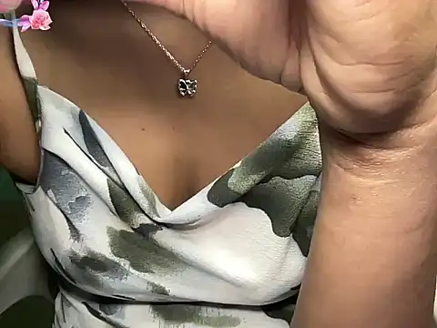 classy kritii online show from 1, 4, 2026