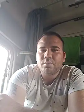 Chubbytop454 online show from 17, 11, 2025