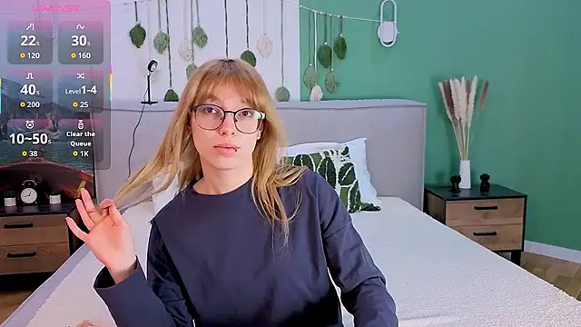 Snapshot of CindyMoriLove chatting on 11, 3, 2026 CindyMoriLove online show from 11, 3, 2026