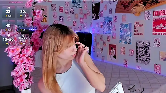 Snapshot of CindyMoriLove chatting on 13, 4, 2026 CindyMoriLove online show from 13, 4, 2026