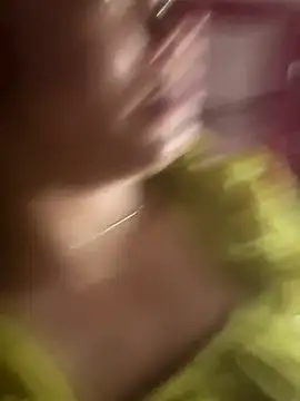 Snapshot of Dilen_7533 chatting on 14, 12, 2025 Dilen 7533 online show from 14, 12, 2025