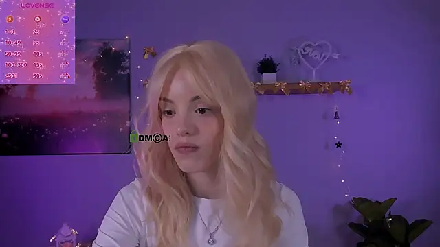 mia starrr  online show from 19, 12, 2025