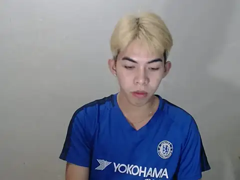 Urhotsilverboy online show from 9, 6, 2026
