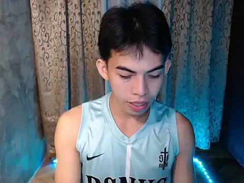 Urhotsilverboy online show from 19, 12, 2025