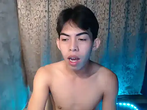 Urhotsilverboy online show from 19, 11, 2025