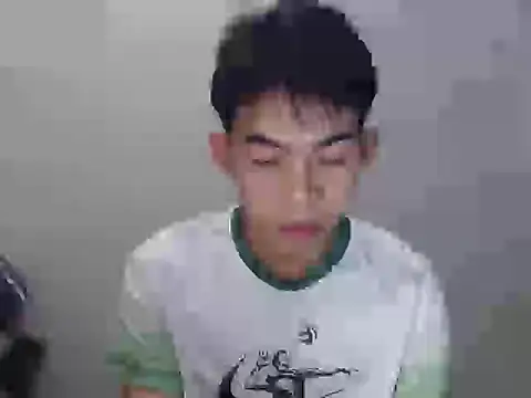 Urhotsilverboy online show from 10, 7, 2026
