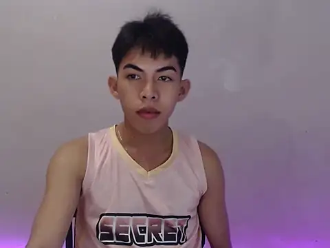 Urhotsilverboy online show from 6, 5, 2026
