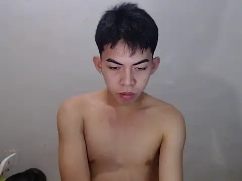 Urhotsilverboy online show from 24, 6, 2026