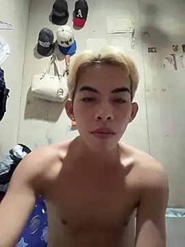 Urhotsilverboy online show from 3, 6, 2026