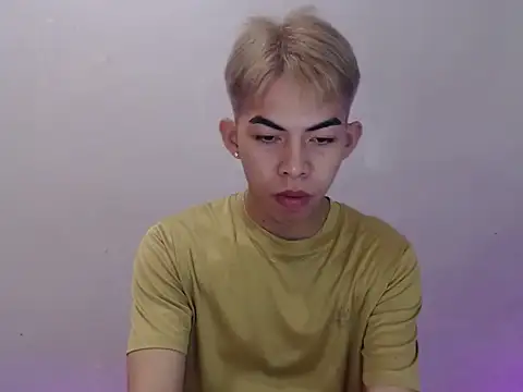 Urhotsilverboy online show from 10, 5, 2026