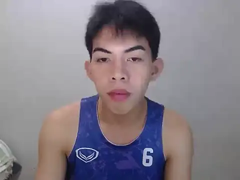 Urhotsilverboy online show from 15, 7, 2026