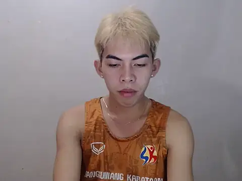 Urhotsilverboy online show from 29, 5, 2026