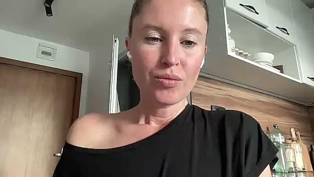 Ameli8 online show from 5, 12, 2025