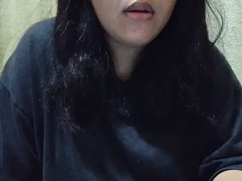 Snapshot of fluffy_raa chatting on 22, 11, 2025 fluffy raa online show from 22, 11, 2025