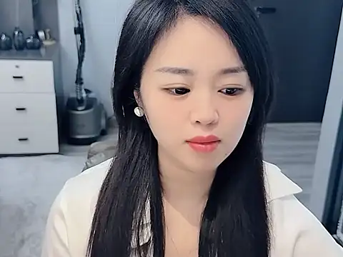 Lucky--Lucy online show from 21, 11, 2025