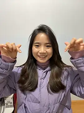 Hmm 0303 online show from 4, 12, 2025