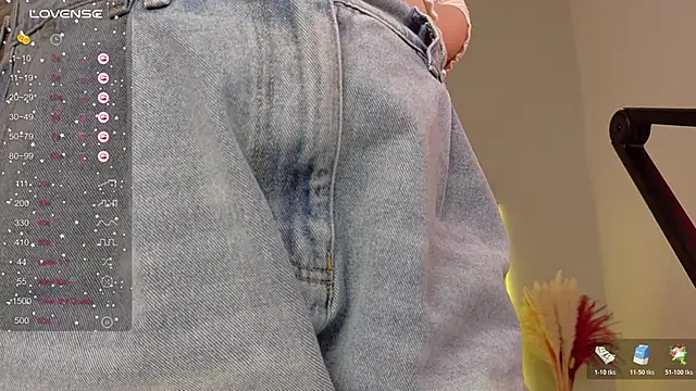 WildLady30 online show from 15, 12, 2025