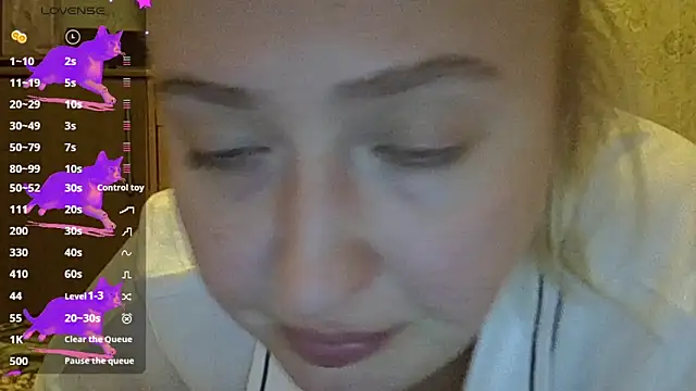 WildLady30 online show from 10, 1, 2026