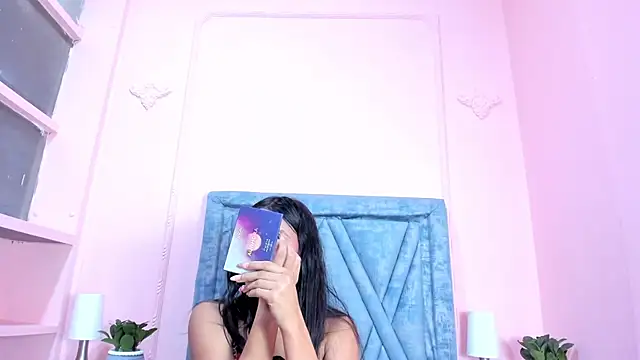 EsmeraldaBlake online show from 7, 1, 2026